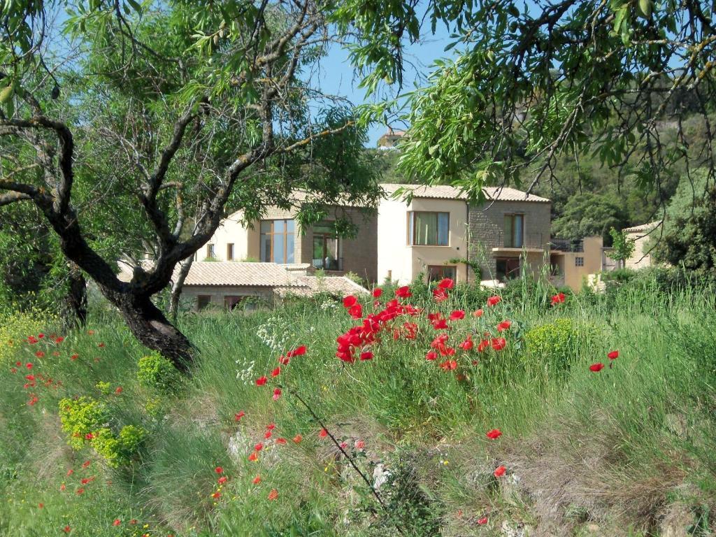 Гостьовий будинок Alen D'Aragon Santa Eulalia de Gallego Екстер'єр фото